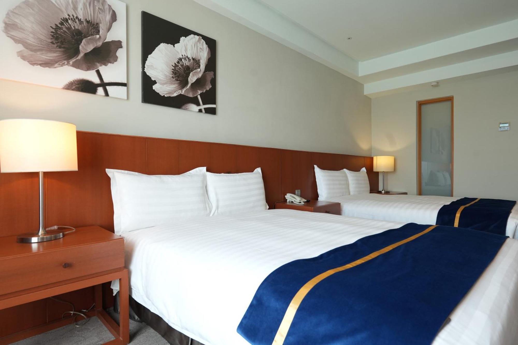 Hiyeshotel勤天商旅-花蓮館 Hualien City Exterior foto